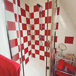 Lumir منزل للإقامة Poděbrady