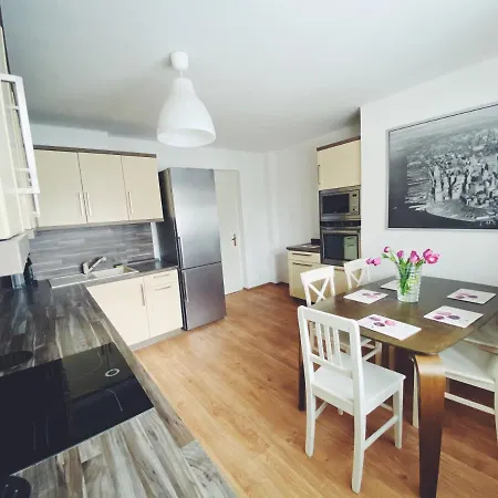 Lumir Séjour chez l'habitant *